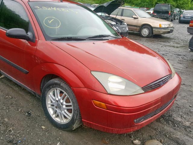 3FAFP31373R130920 - 2003 FORD FOCUS ZX3 RED photo 9