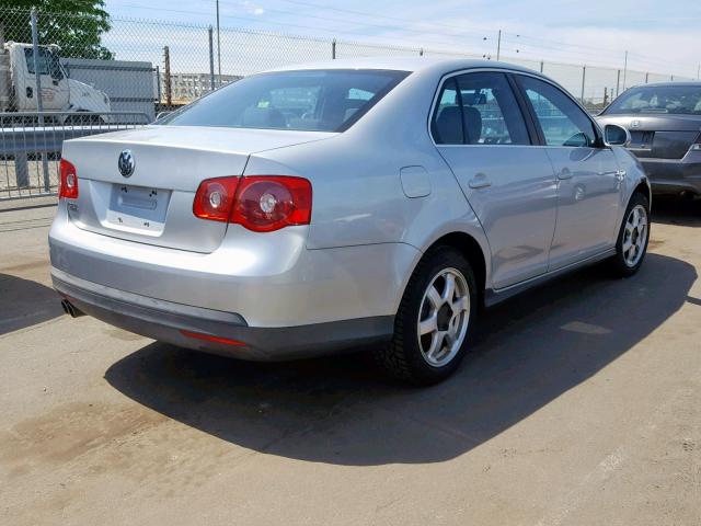 3VWTJ71K26M811174 - 2006 VOLKSWAGEN JETTA GLI SILVER photo 4