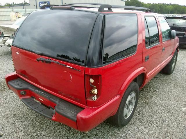 1GNDT13W22K185391 - 2002 CHEVROLET BLAZER RED photo 4