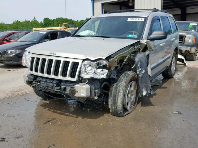 1J8GR48K48C215868 - 2008 JEEP GRAND CHER SILVER photo 2