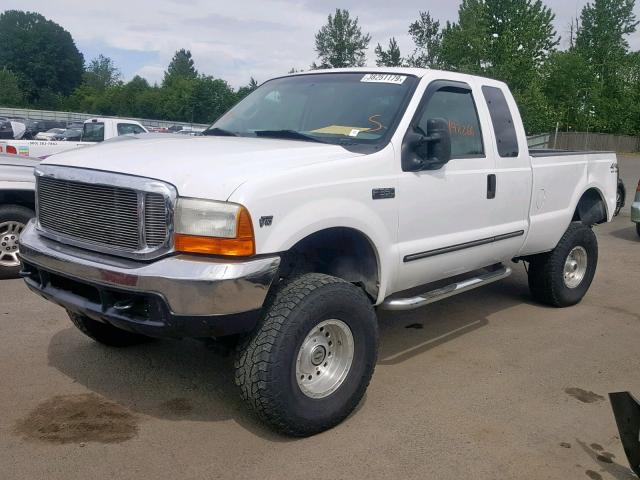 1FTSX31S0YEE53829 - 2000 FORD F350 SRW S WHITE photo 2