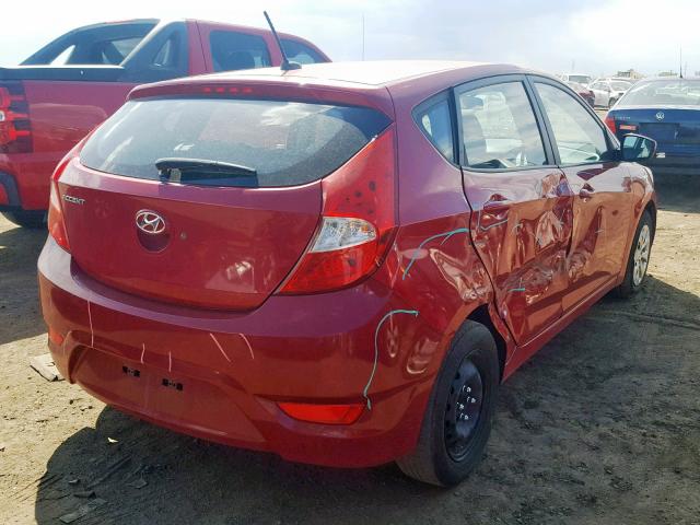 KMHCT5AE0HU345475 - 2017 HYUNDAI ACCENT SE RED photo 4