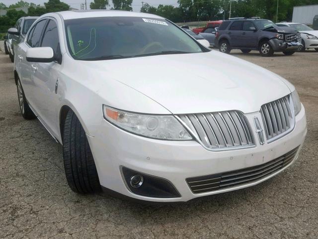 1LNHL9FT0AG611876 - 2010 LINCOLN MKS WHITE photo 1