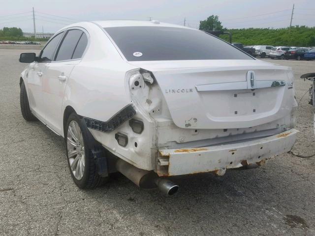 1LNHL9FT0AG611876 - 2010 LINCOLN MKS WHITE photo 3