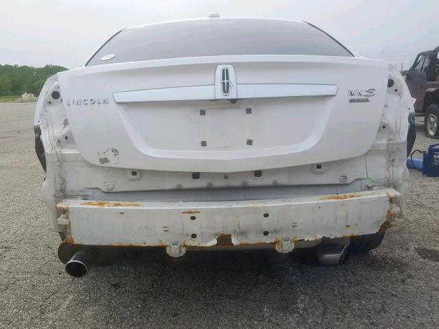 1LNHL9FT0AG611876 - 2010 LINCOLN MKS WHITE photo 9