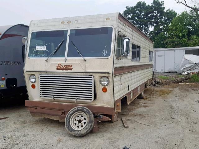 M40CA8T508156 - 1978 DODGE MOTORHOME WHITE photo 2