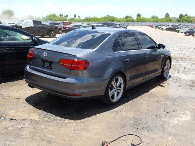 3VW5S7AJ3FM301008 - 2015 VOLKSWAGEN JETTA GLI GRAY photo 4