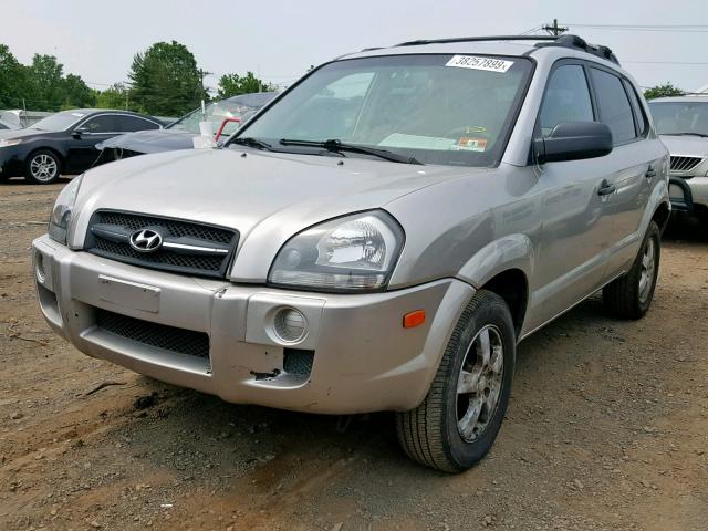 KM8JM12B26U258577 - 2006 HYUNDAI TUCSON GL SILVER photo 2