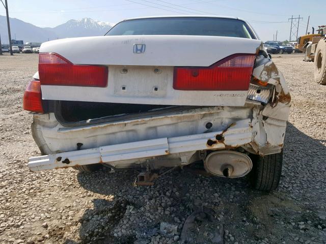 JHMCG5548YC036769 - 2000 HONDA ACCORD LX WHITE photo 9