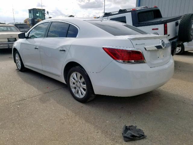 1G4GC5GR5CF156653 - 2012 BUICK LACROSSE WHITE photo 3