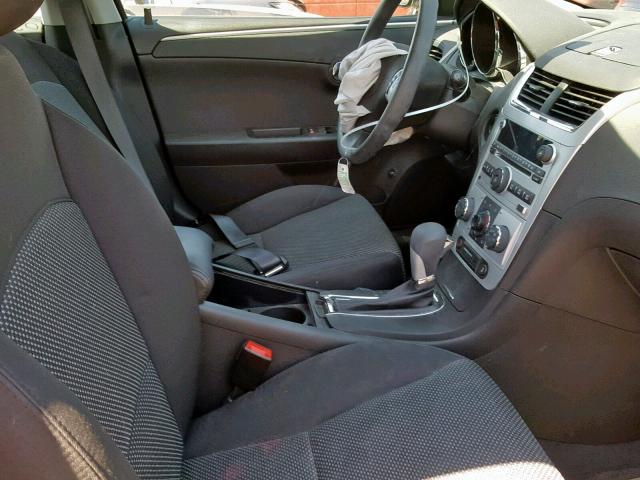 1G1ZC5E09CF261058 - 2012 CHEVROLET MALIBU 1LT SILVER photo 5