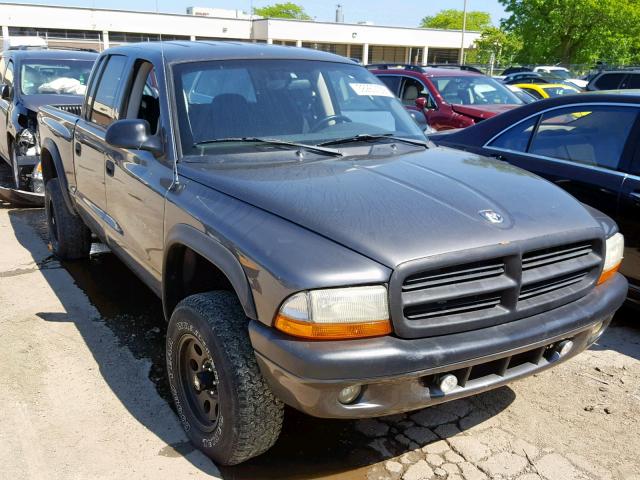 1B7HG38X02S592329 - 2002 DODGE DAKOTA QUA GRAY photo 1