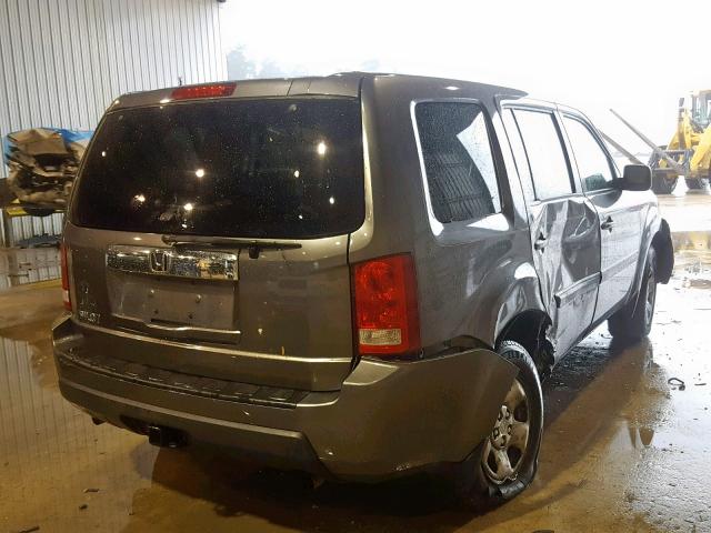 5FNYF3H2XBB044732 - 2011 HONDA PILOT LX GRAY photo 4