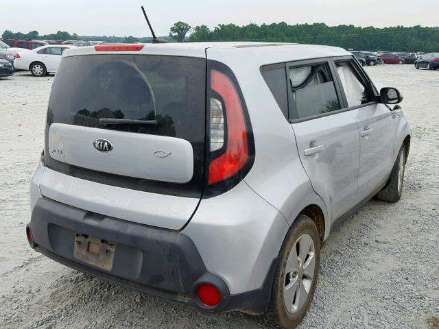 KNDJN2A24F7792218 - 2015 KIA SOUL SILVER photo 4