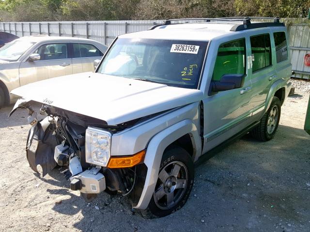 1J4RG4GK1AC115606 - 2010 JEEP COMMANDER SILVER photo 2