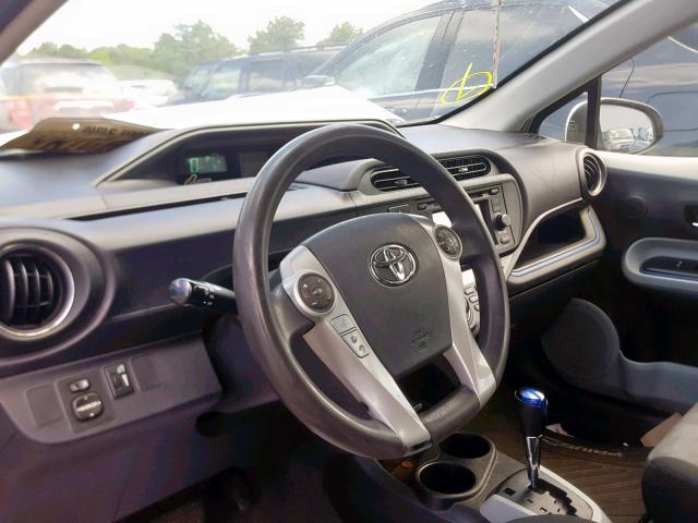 JTDKDTB31D1548580 - 2013 TOYOTA PRIUS C WHITE photo 9