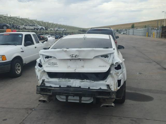 5NPE34AF5HH542328 - 2017 HYUNDAI SONATA SPO WHITE photo 9