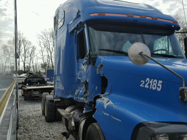 1FUJBBCG35LN22185 - 2005 FREIGHTLINER CONVENTION BLUE photo 9