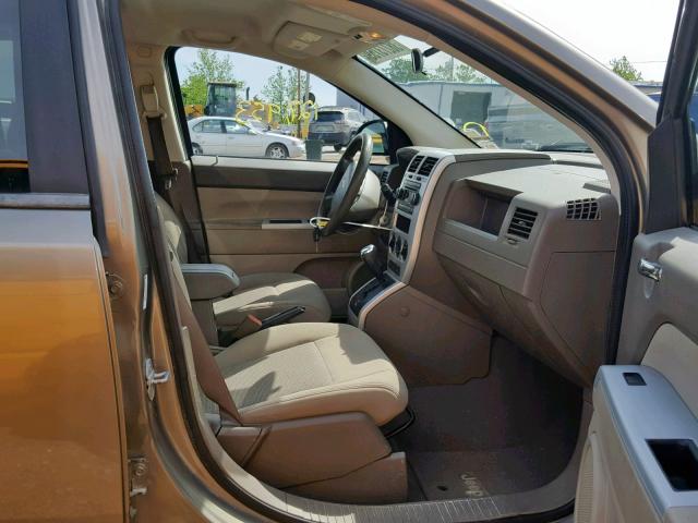 1J8FT47W88D735289 - 2008 JEEP COMPASS SP Қоңыр фото 5