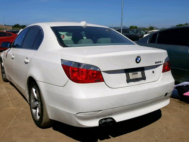 WBANE53546CK82370 - 2006 BMW 525 I WHITE photo 3