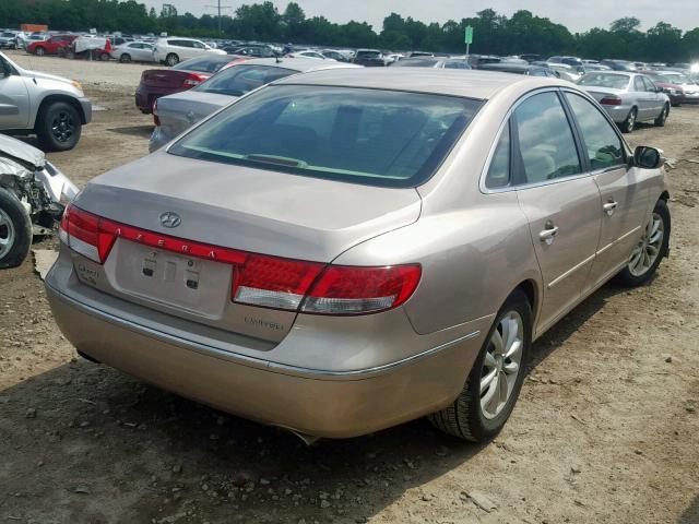 KMHFC46F67A196045 - 2007 HYUNDAI AZERA SE GOLD photo 4