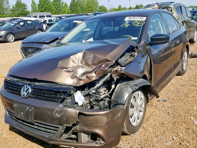 3VW2K7AJ4EM322483 - 2014 VOLKSWAGEN JETTA BASE 棕色 照片 2