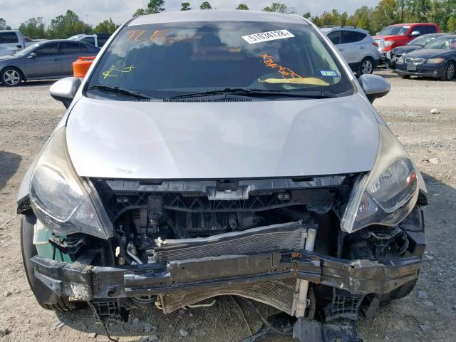 KNADN4A36D6302489 - 2013 KIA RIO EX SILVER photo 9