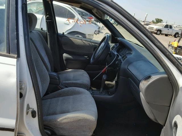 1Y1SK5261VZ433472 - 1997 GEO PRIZM BASE WHITE photo 5
