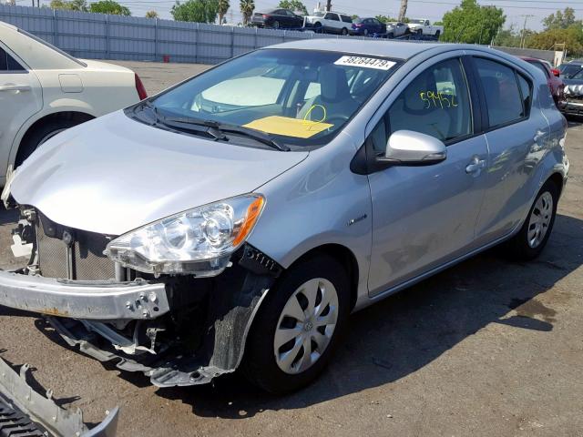 JTDKDTB36E1085806 - 2014 TOYOTA PRIUS C GRAY photo 2