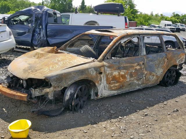 WVWYH63B03E306764 - 2003 VOLKSWAGEN PASSAT GLX დამწვარი ფოტო 2