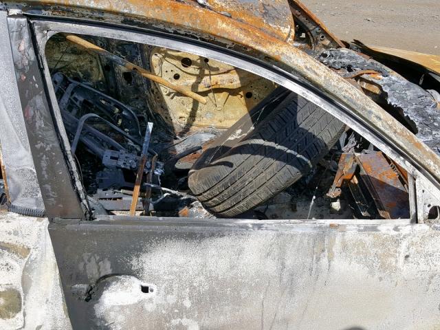 WVWYH63B03E306764 - 2003 VOLKSWAGEN PASSAT GLX დამწვარი ფოტო 5