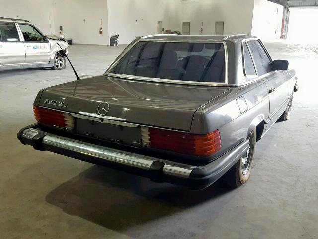 WDBBA45A5EA002289 - 1984 MERCEDES-BENZ 380 SL GRAY photo 4