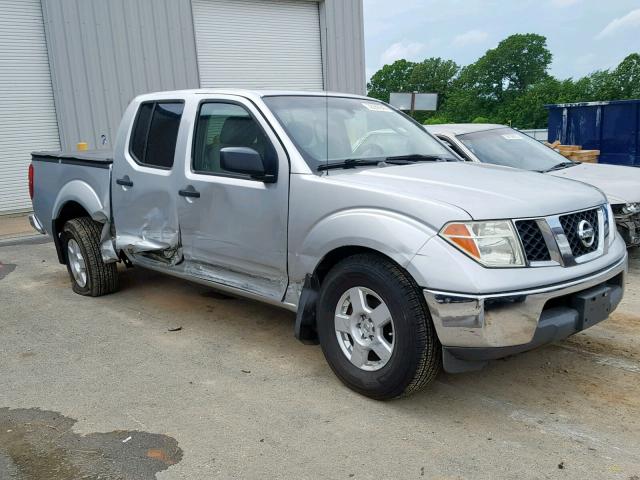 1N6AD07U86C427352 - 2006 NISSAN FRONTIER C CHARCOAL photo 1