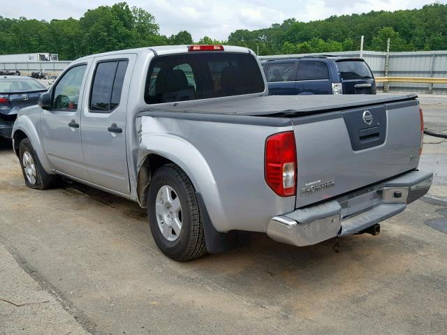 1N6AD07U86C427352 - 2006 NISSAN FRONTIER C CHARCOAL photo 3