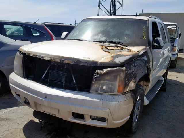 1GYEK63NX2R191493 - 2002 CADILLAC ESCALADE L BURN photo 2