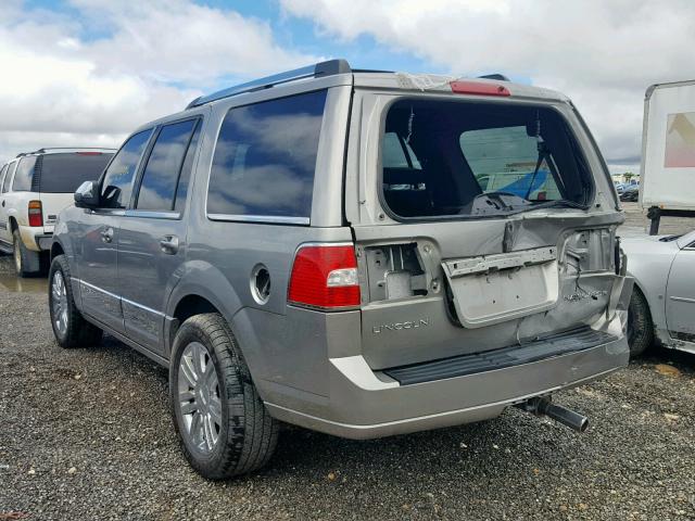 5LMFU28568LJ07454 - 2008 LINCOLN NAVIGATOR 银色 照片 3