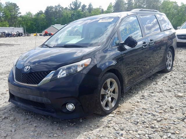 5TDXK3DC2BS112488 - 2011 TOYOTA SIENNA SPO BLACK photo 2