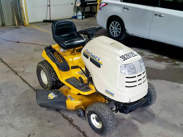 1L235H10154 - 2007 CUB LAWN MOWER YELLOW photo 1