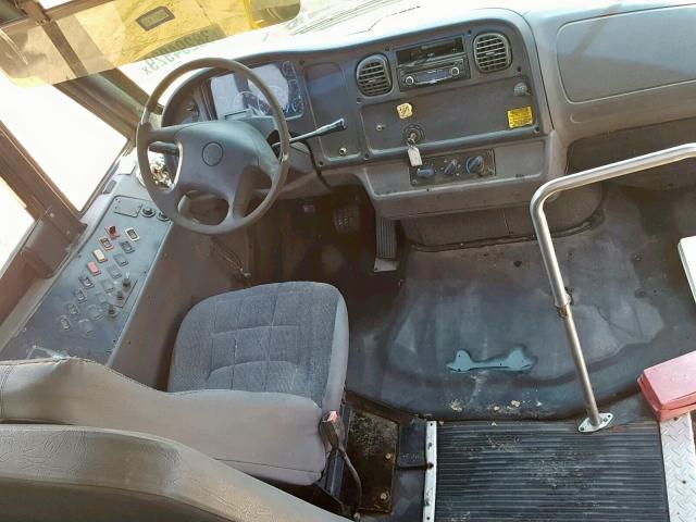 4UZABRDC98CZ10677 - 2008 FREIGHTLINER CHASSIS B2 黄色 照片 5