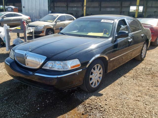 1LNHM8WX6Y608265 - 2006 LINCOLN TOWN CAR BLACK photo 2