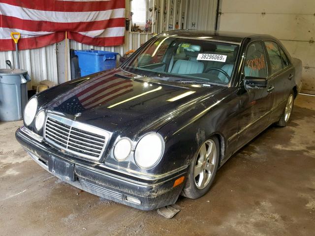 WDBJF20F3VA336132 - 1997 MERCEDES-BENZ E 300D BLACK photo 2