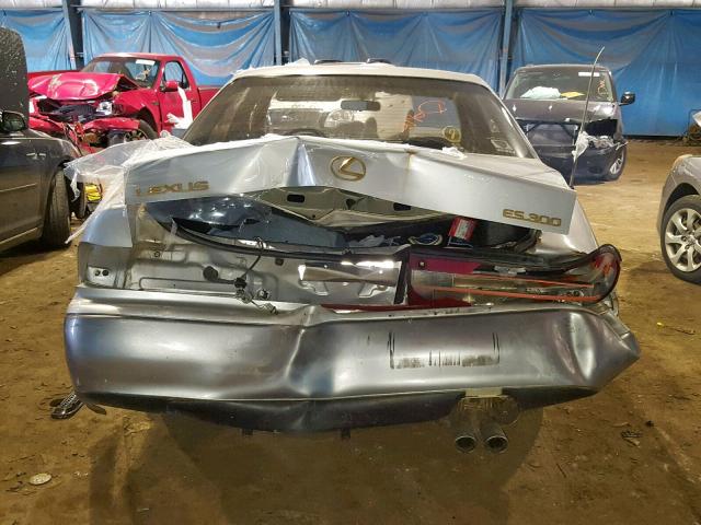 JT8BF12G1T0163718 - 1996 LEXUS ES 300 SILVER photo 9