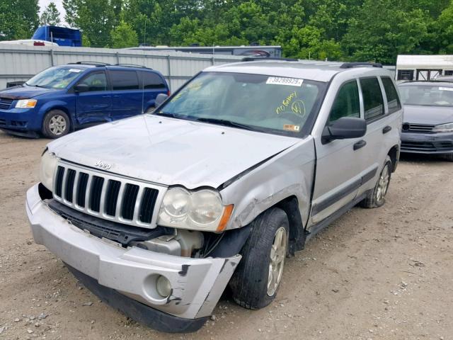 1J4GR48K96C294534 - 2006 JEEP GRAND CHER SILVER photo 2