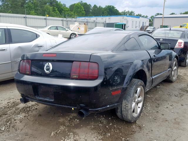 1ZVFT82H765256485 - 2006 FORD MUSTANG GT BLACK photo 4