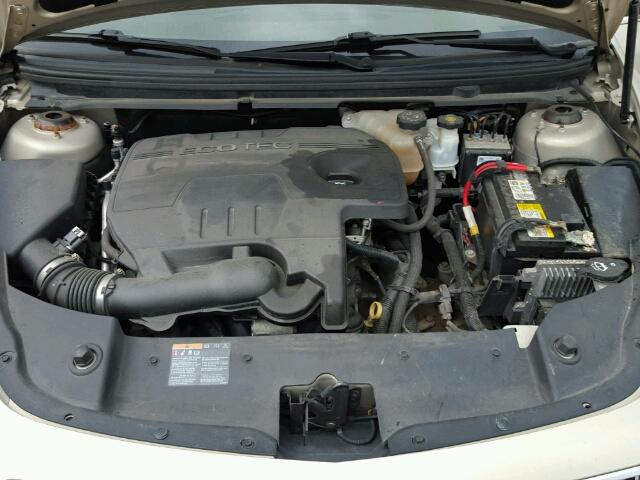 1G1ZB5E11BF321425 - 2011 CHEVROLET MALIBU LS 金色 照片 7