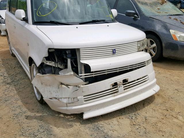 JTLKT334X50188926 - 2005 TOYOTA SCION XB 白色 照片 9