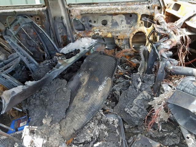 1J8HG48K36C195040 - 2006 JEEP COMMANDER BURN photo 5