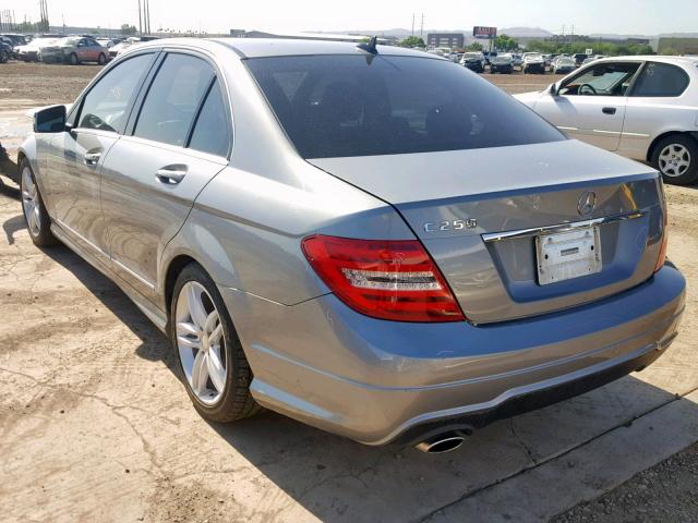 WDDGF4HB8DA762976 - 2013 MERCEDES-BENZ C 250 SILVER photo 3