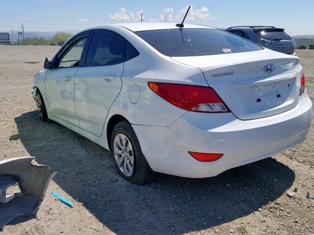 KMHCT4AE9GU122943 - 2016 HYUNDAI ACCENT SE WHITE photo 3