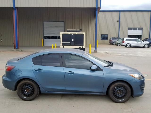 JM1BL1SF4A1107314 - 2010 MAZDA 3 I BLUE photo 9